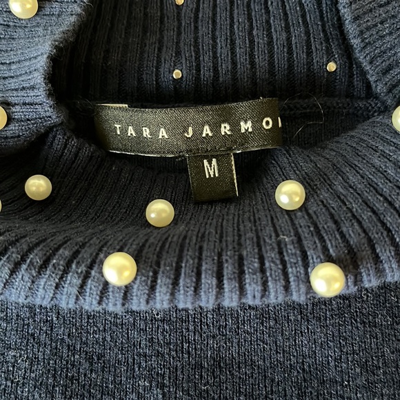 Tara Jarmon - mock neck sleeveless top - Picture 5 of 10